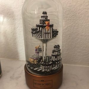 Puppy love full size snow globe